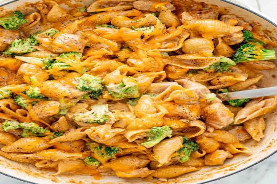 Chicken cheese pasta